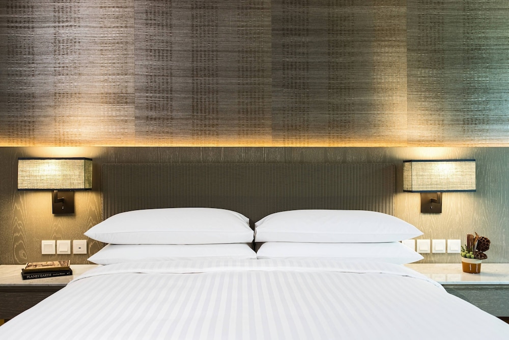 Phuket Marriott Resort and Spa, Nai Yang Beach — Hotel rooms in Sa Khu, Phuket Province