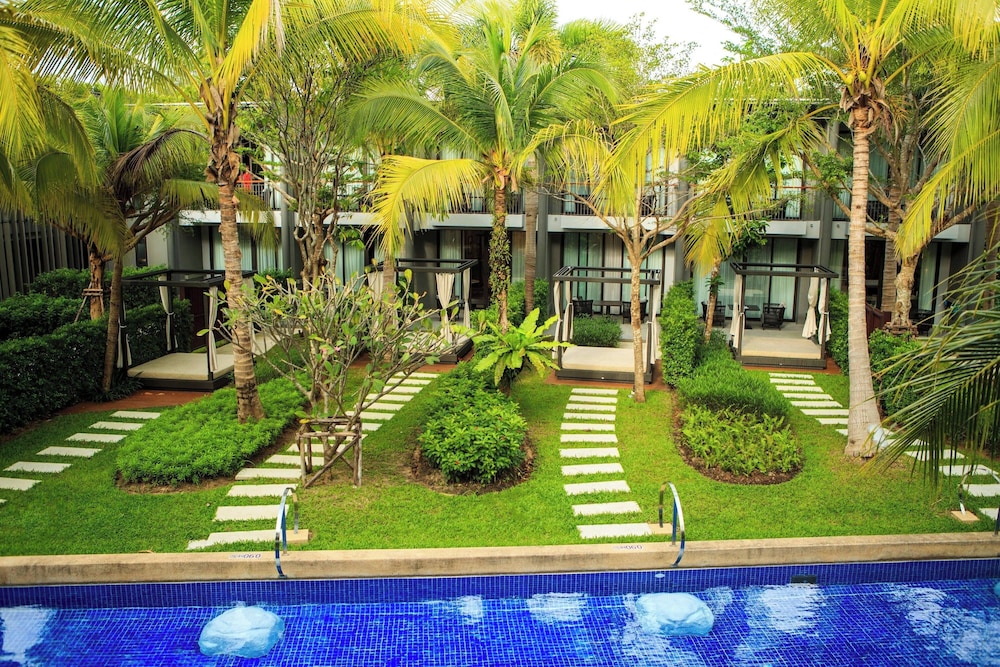 Phuket Marriott Resort and Spa, Nai Yang Beach — Swimming pool in Sa Khu, Phuket Province
