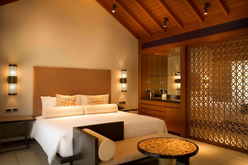 Alila Diwa Goa - A Hyatt Brand — Hotel rooms in Betalbatim, Goa