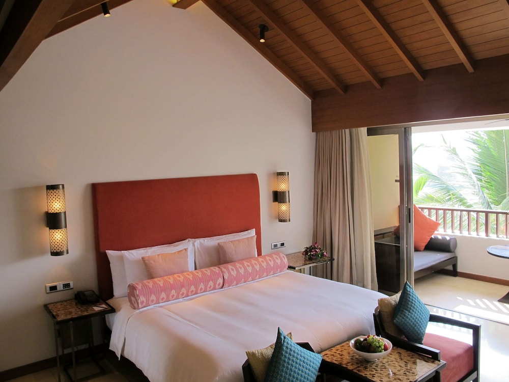Alila Diwa Goa - A Hyatt Brand — Hotel rooms in Betalbatim, Goa