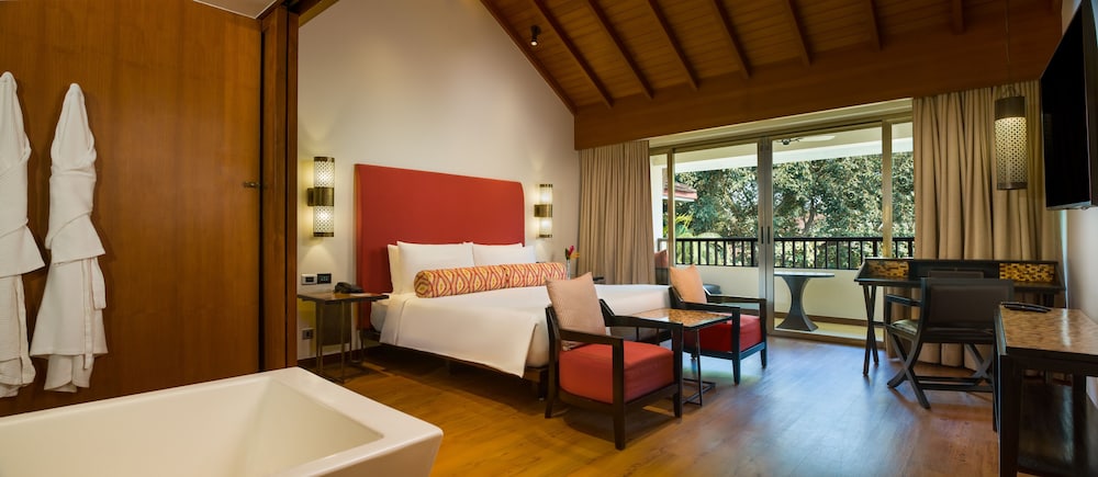 Alila Diwa Goa - A Hyatt Brand — Hotel rooms in Betalbatim, Goa