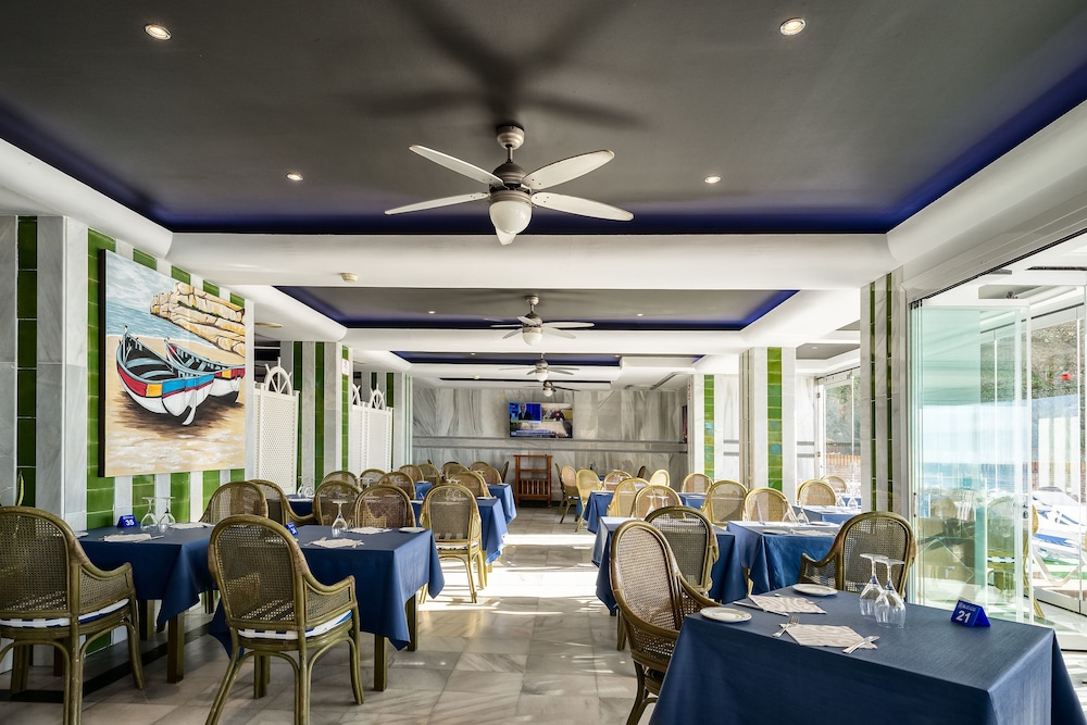 Hotel Balcón de Europa — Restaurant & bars in Nerja, Andalusia