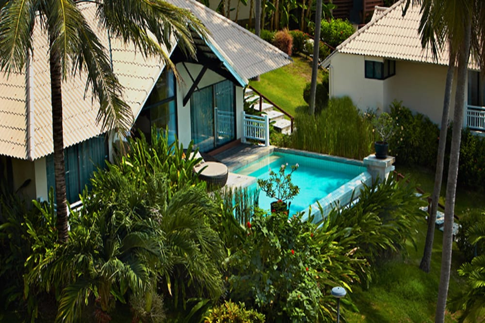 Cape Panwa Hotel — Swimming pool in Ko Lon, Phuket Province