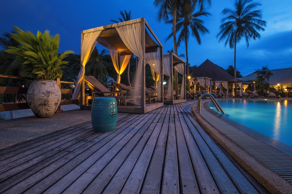 Cape Panwa Hotel — Swimming pool in Ko Lon, Phuket Province