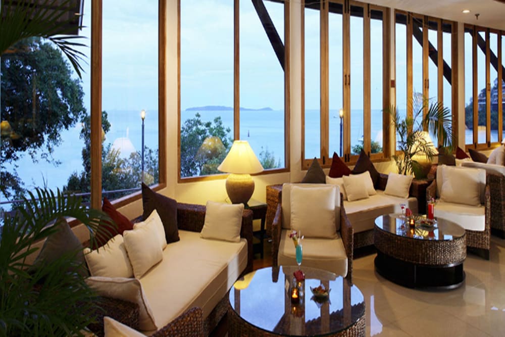 Cape Panwa Hotel — Restaurant & bars in Ko Lon, Phuket Province