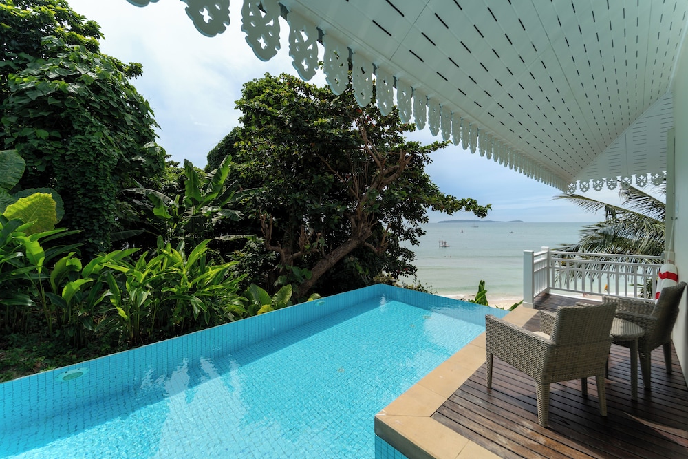 Cape Panwa Hotel — Swimming pool in Ko Lon, Phuket Province