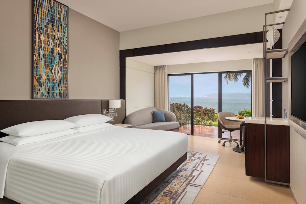 Goa Marriott Resort & Spa — Hotel rooms in Panaji, Goa