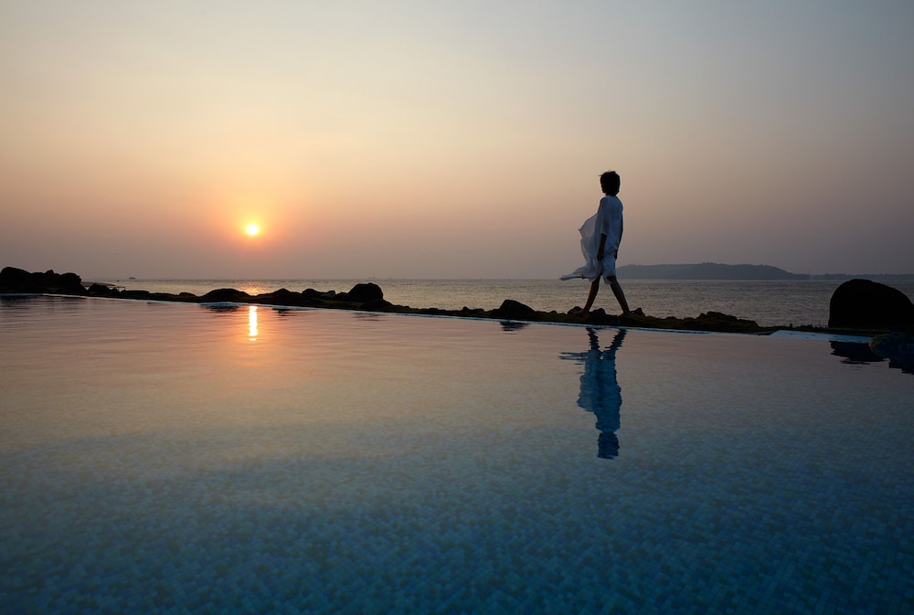 Goa Marriott Resort & Spa — Swimming pool in Panaji, Goa