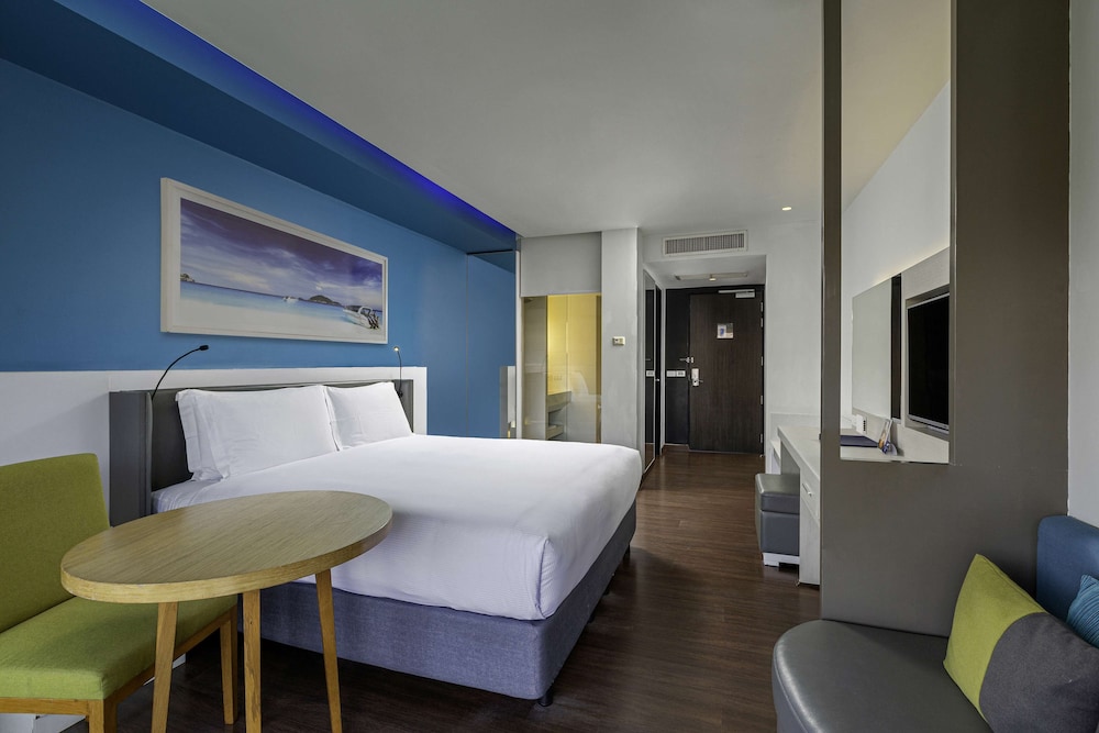 DoubleTree by Hilton Phuket Banthai Resort — Hotel rooms in Patong Beach, Phuket Province