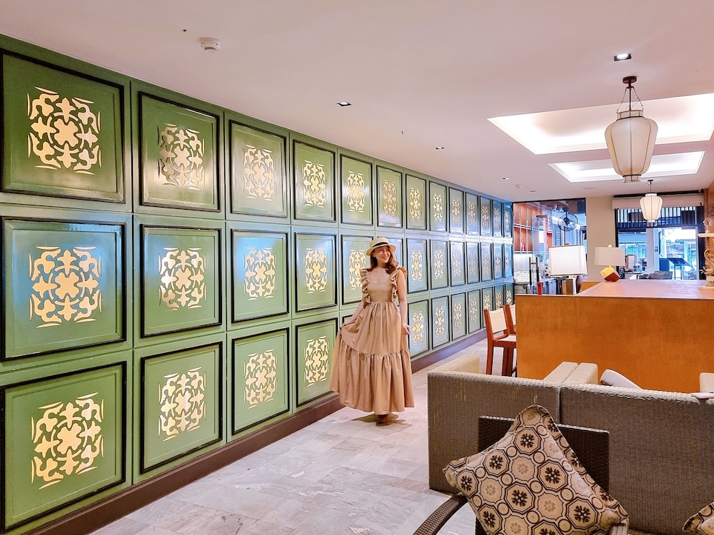 Sawaddi Patong Resort & Spa by Tolani — Hotel building in Patong Beach, Phuket Province