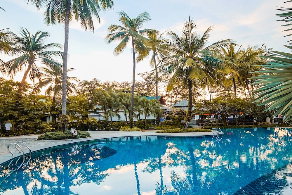 Holiday Inn Resort Phuket by IHG — Swimming pool in Patong Beach, Phuket Province