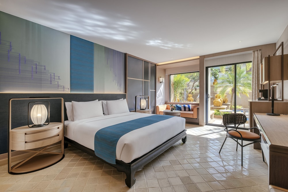 Holiday Inn Resort Phuket by IHG — Hotel rooms in Patong Beach, Phuket Province