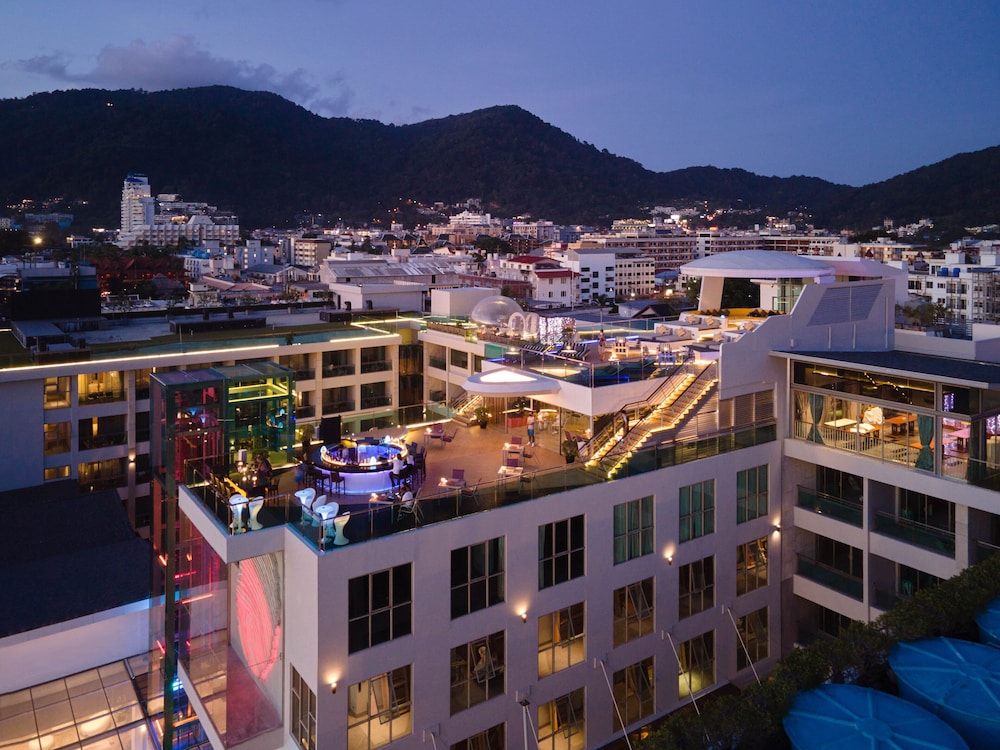 The Kee Resort & Spa — Restaurant & bars in Patong Beach, Phuket Province