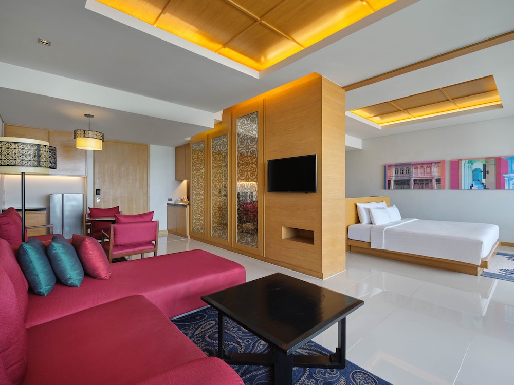 The Kee Resort & Spa — Hotel rooms in Patong Beach, Phuket Province