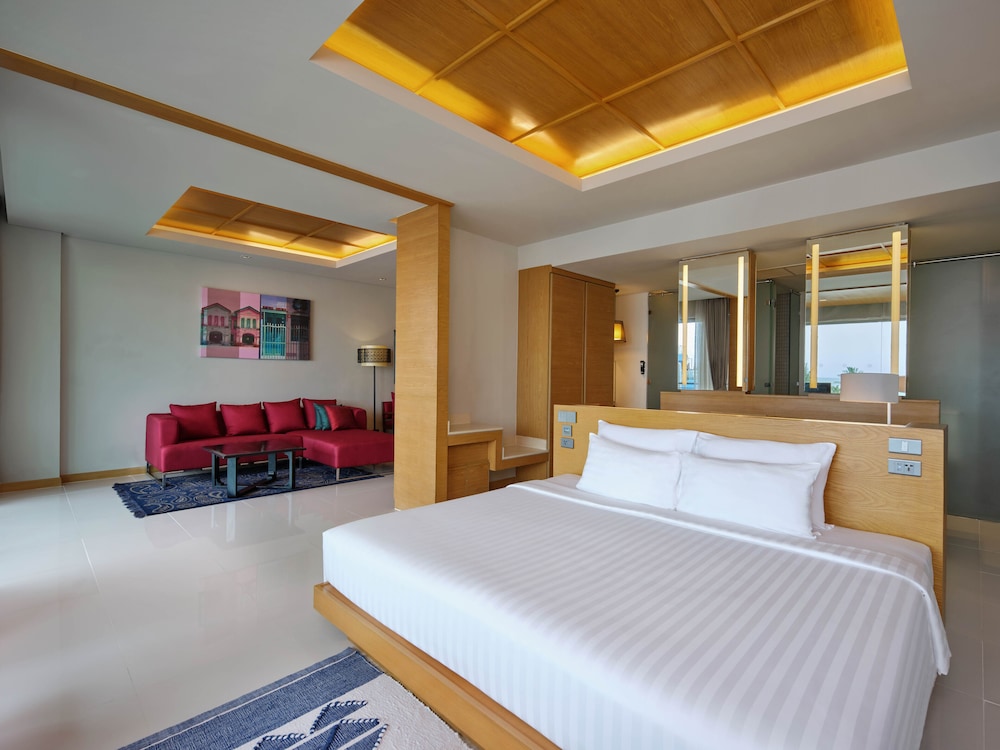 The Kee Resort & Spa — Hotel rooms in Patong Beach, Phuket Province