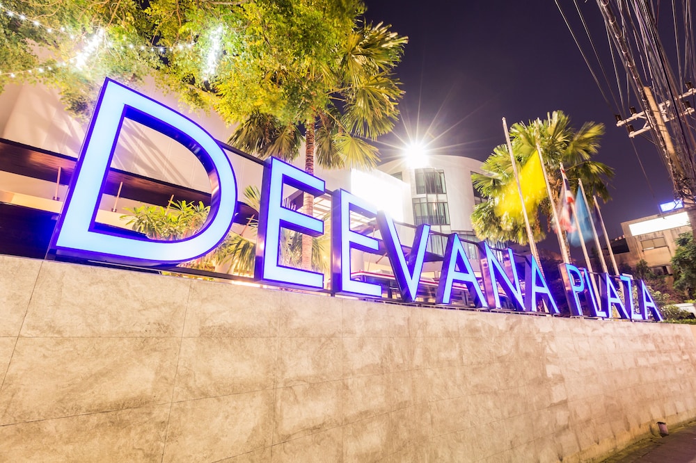 Deevana Plaza Phuket — Hotel building in Patong Beach, Phuket Province