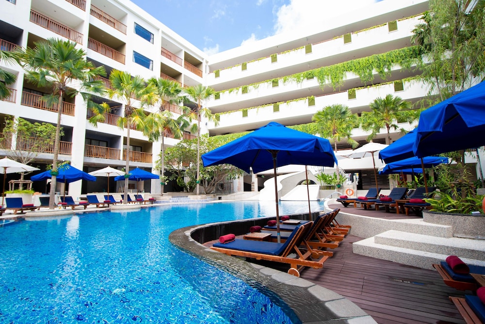 Deevana Plaza Phuket — Swimming pool in Patong Beach, Phuket Province