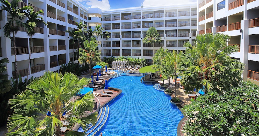 Deevana Plaza Phuket — Swimming pool in Patong Beach, Phuket Province