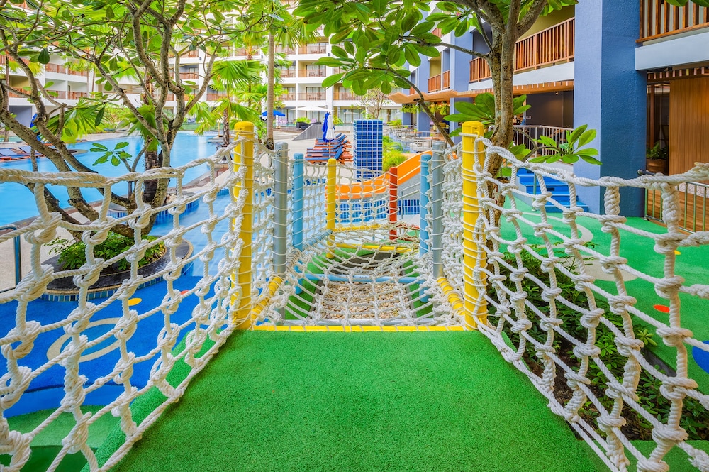 Deevana Plaza Phuket — Attractions for children in Patong Beach, Phuket Province