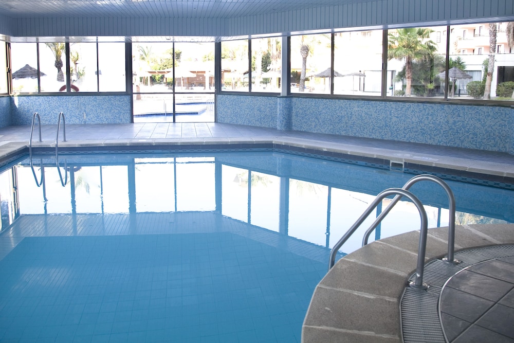 TRH Jardin Del Mar — Swimming pool in Santa Ponca, Balearic Islands