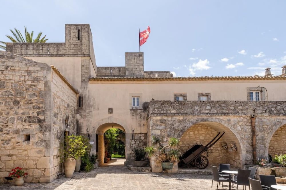 Hotel Eremo della Giubiliana — Hotel building in Ragusa, Sicily