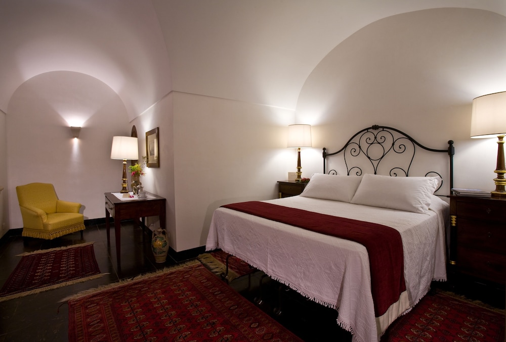 Hotel Eremo della Giubiliana — Hotel rooms in Ragusa, Sicily