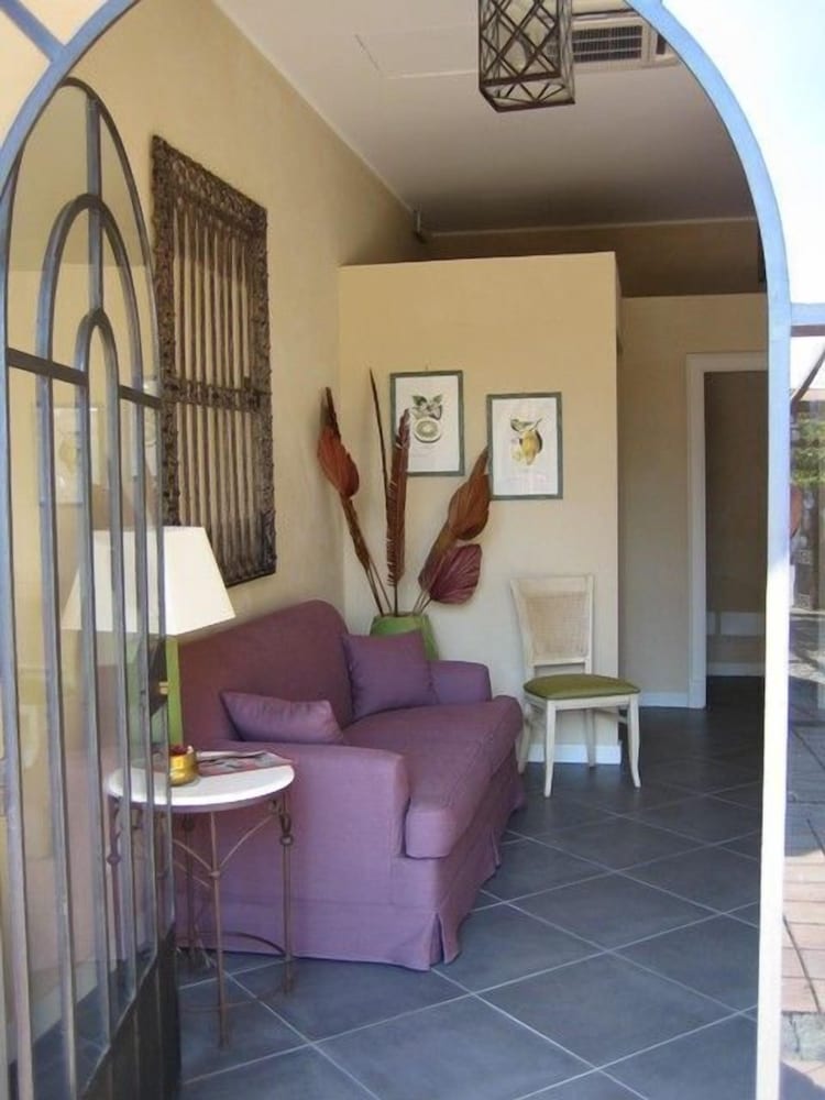 Hotel Etna — Shared spaces in Giarre, Sicily