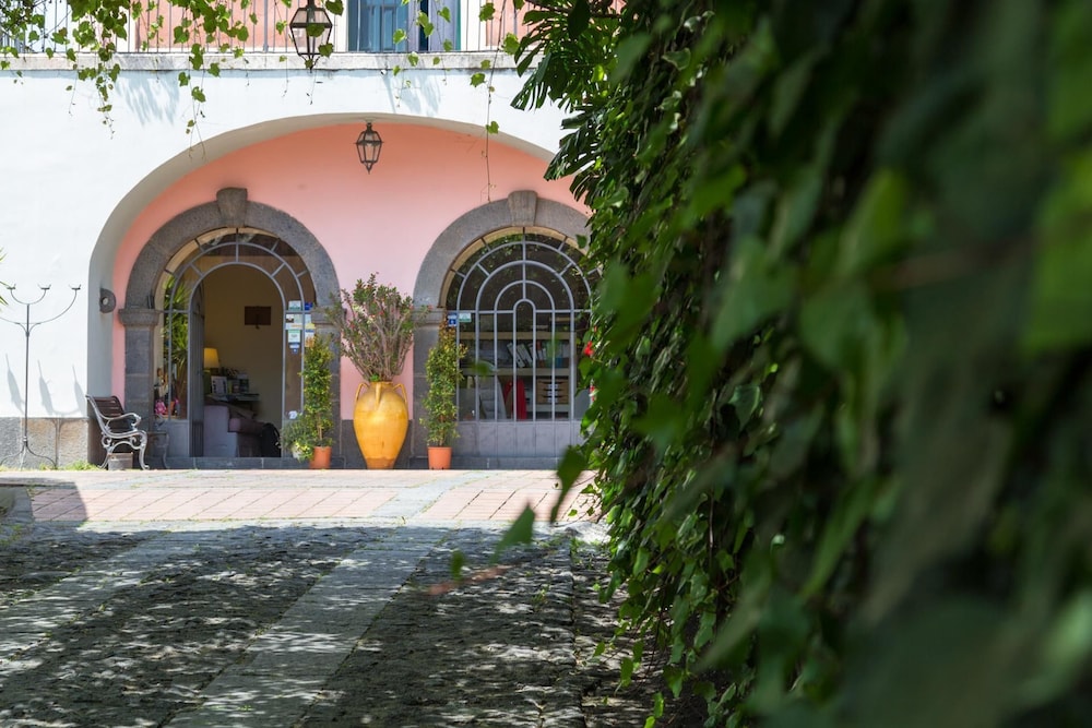 Hotel Etna — Shared spaces in Giarre, Sicily