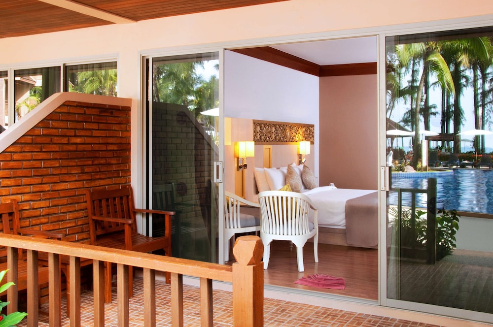 Best Western Premier Bangtao Beach Resort & Spa — Hotel rooms in Bang Tao Beach, Phuket Province