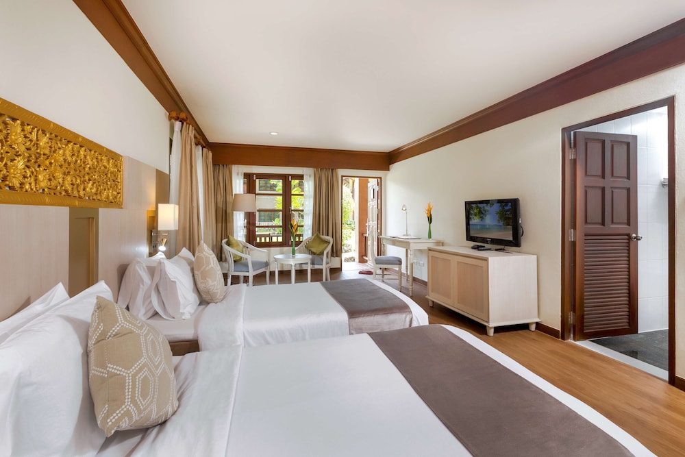 Best Western Premier Bangtao Beach Resort & Spa — Hotel rooms in Bang Tao Beach, Phuket Province