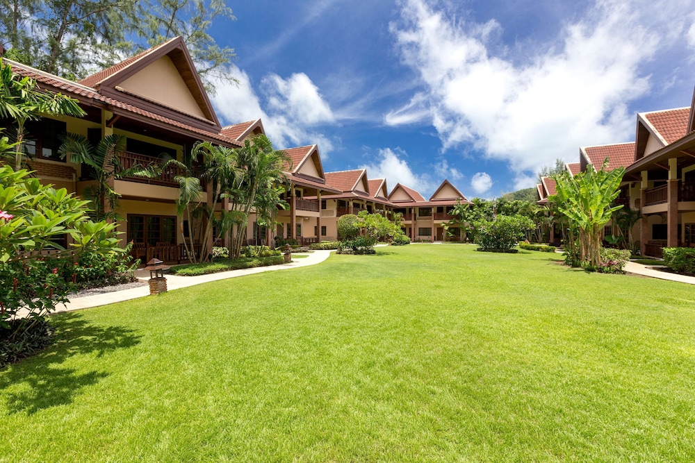 Best Western Premier Bangtao Beach Resort & Spa — Hotel building in Bang Tao Beach, Phuket Province