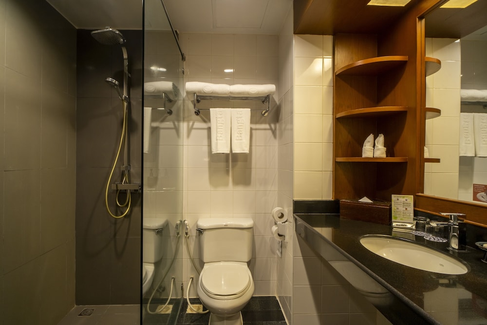 Best Western Premier Bangtao Beach Resort & Spa — Hotel rooms in Bang Tao Beach, Phuket Province