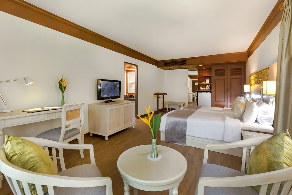 Best Western Premier Bangtao Beach Resort & Spa — Hotel rooms in Bang Tao Beach, Phuket Province