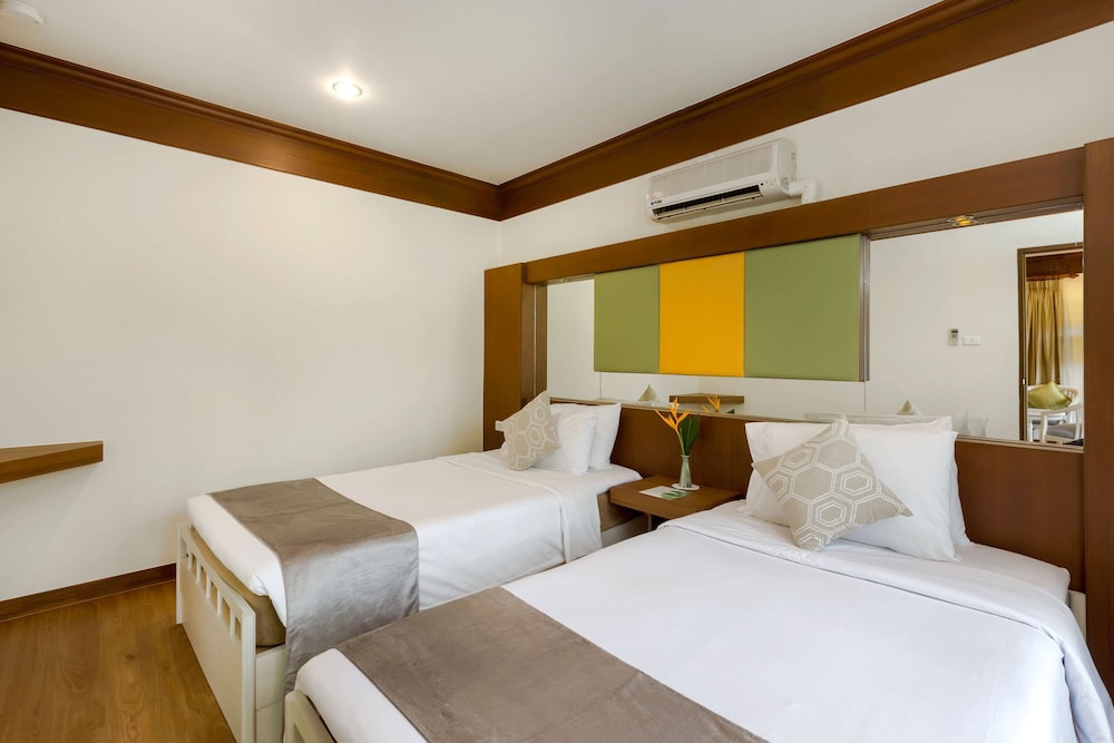 Best Western Premier Bangtao Beach Resort & Spa — Hotel rooms in Bang Tao Beach, Phuket Province