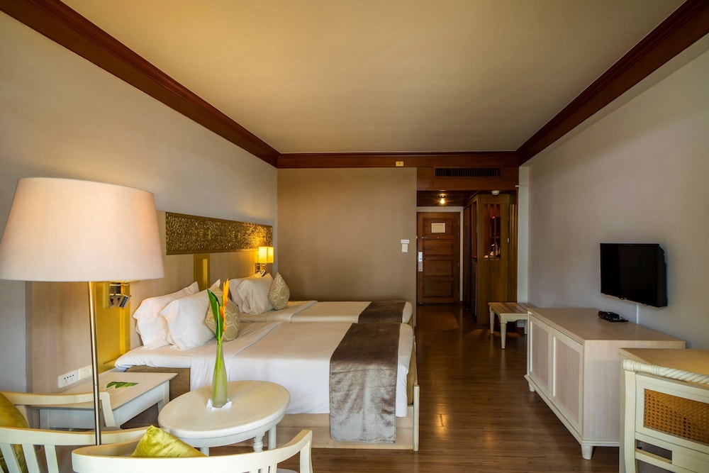 Best Western Premier Bangtao Beach Resort & Spa — Hotel rooms in Bang Tao Beach, Phuket Province