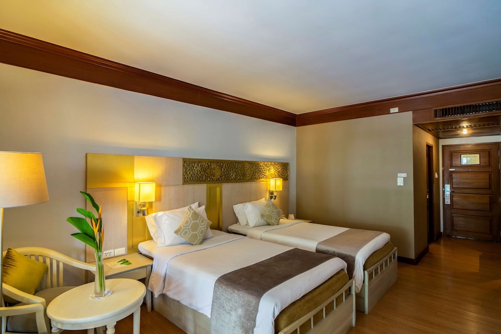 Best Western Premier Bangtao Beach Resort & Spa — Hotel rooms in Bang Tao Beach, Phuket Province