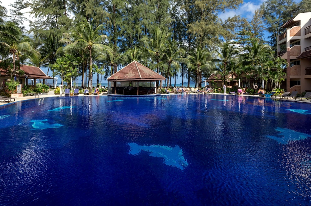 Best Western Premier Bangtao Beach Resort & Spa — Swimming pool in Bang Tao Beach, Phuket Province