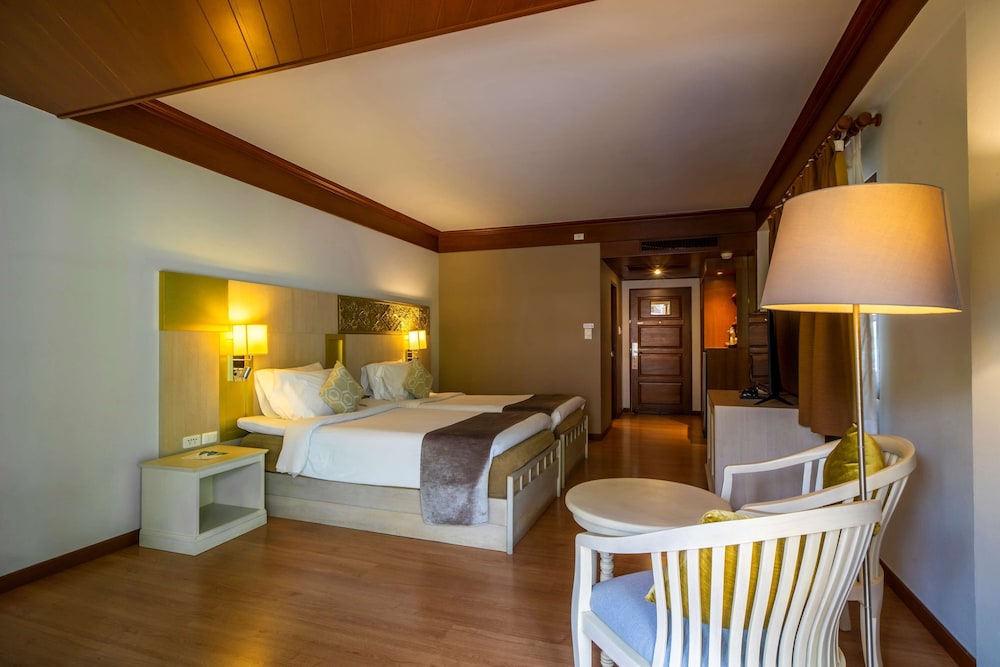 Best Western Premier Bangtao Beach Resort & Spa — Hotel rooms in Bang Tao Beach, Phuket Province