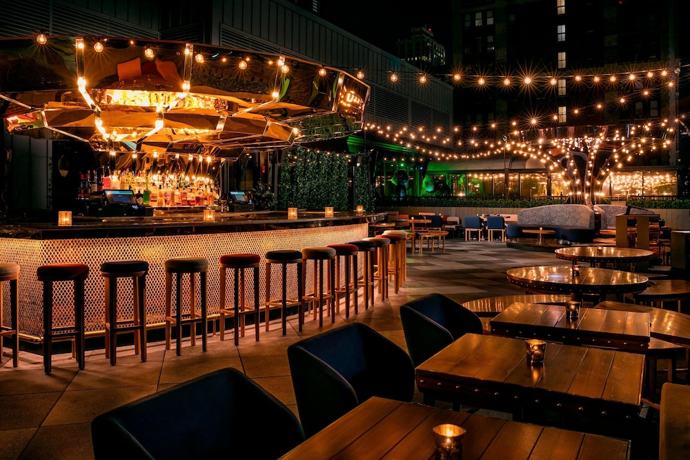 Moxy NYC Times Square — Restaurant & bars in New York City, New York State