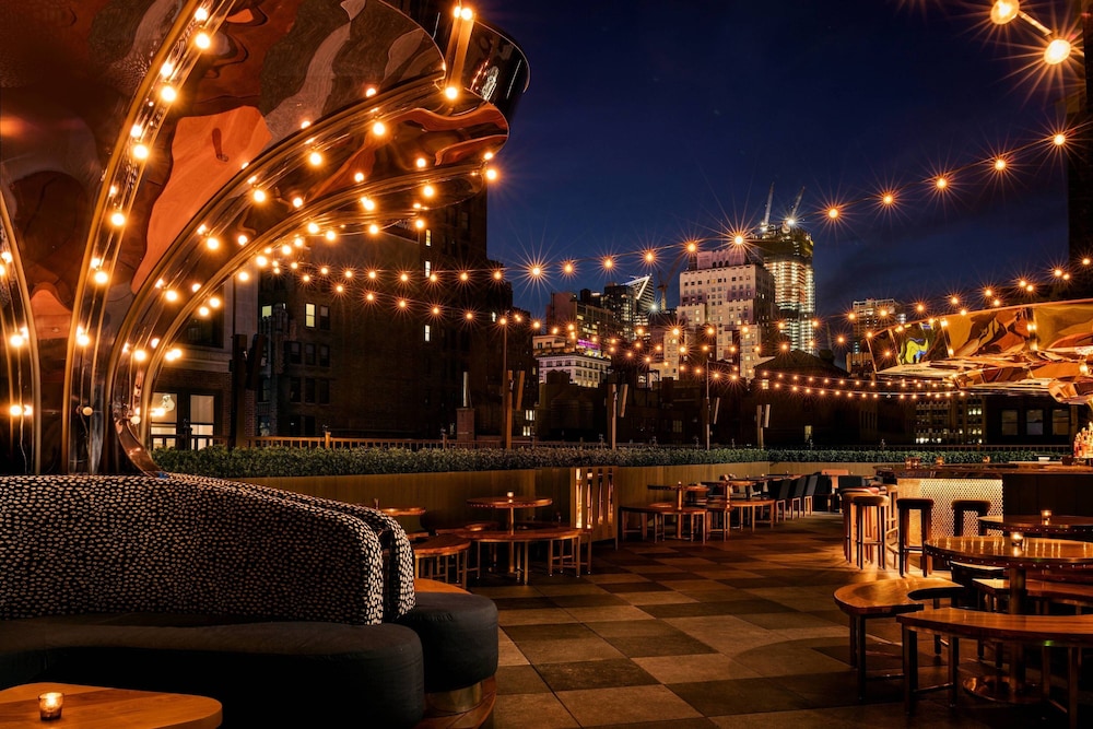 Moxy NYC Times Square — Restaurant & bars in New York City, New York State