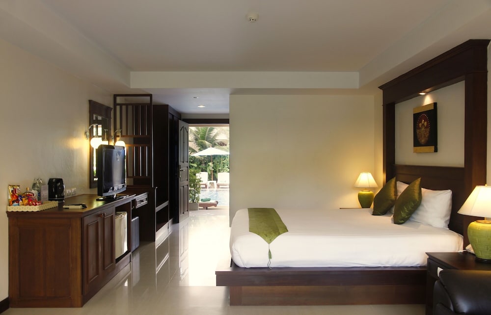 Baan Yuree Resort and Spa — Hotel rooms in Patong Beach, Phuket Province