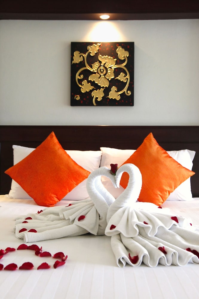 Baan Yuree Resort and Spa — Hotel rooms in Patong Beach, Phuket Province