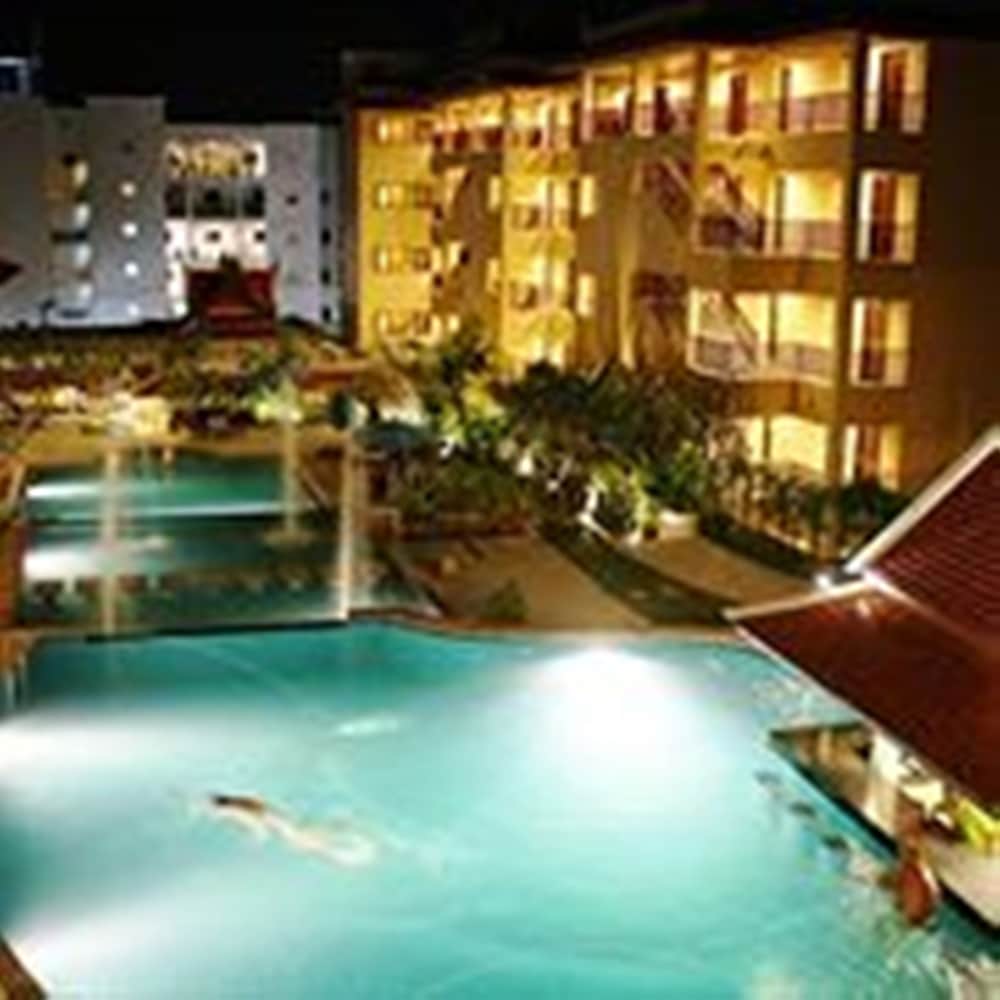 Baan Yuree Resort and Spa — Swimming pool in Patong Beach, Phuket Province