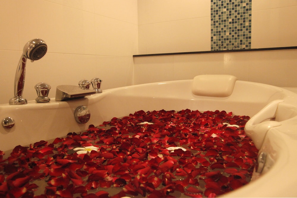 Baan Yuree Resort and Spa — Spa in Patong Beach, Phuket Province