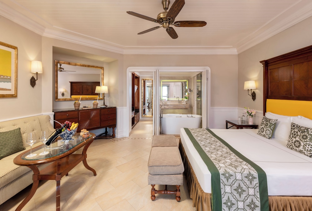 Taj Fort Aguada Resort & Spa, Goa — Hotel rooms in Candolim, Goa