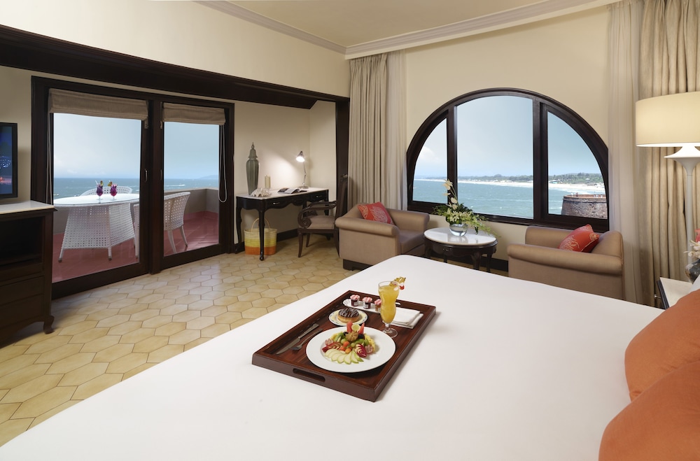 Taj Fort Aguada Resort & Spa, Goa — Hotel rooms in Candolim, Goa