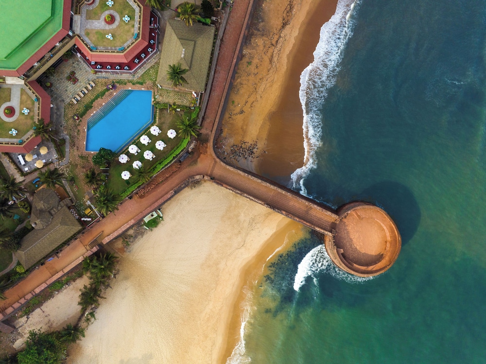 Taj Fort Aguada Resort & Spa, Goa — Beach in Candolim, Goa