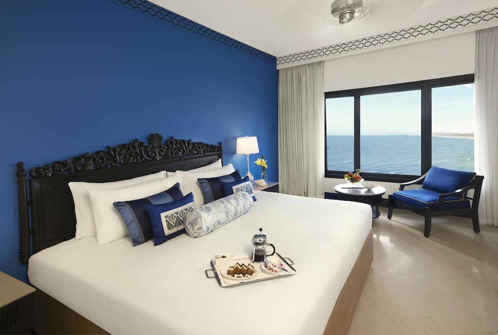 Taj Fort Aguada Resort & Spa, Goa — Hotel rooms in Candolim, Goa