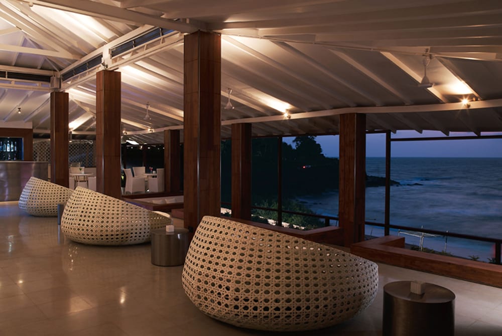 Taj Fort Aguada Resort & Spa, Goa — Restaurant & bars in Candolim, Goa