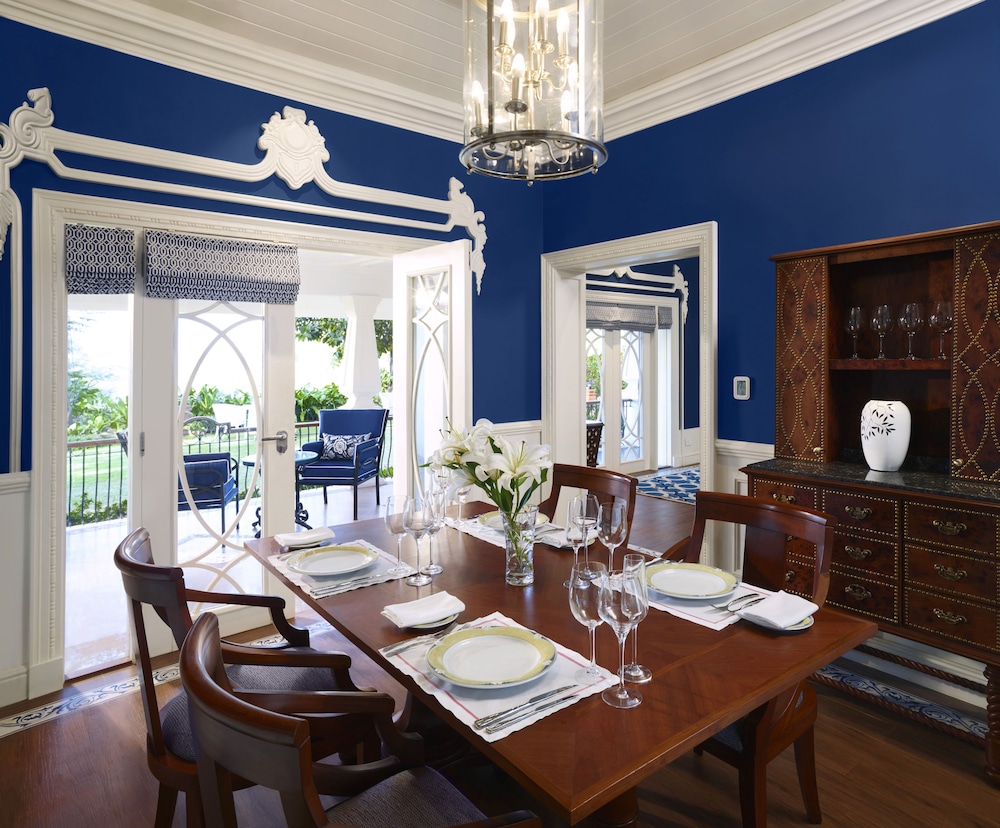 Taj Fort Aguada Resort & Spa, Goa — Restaurant & bars in Candolim, Goa